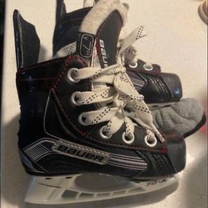 Youth Bauer Hockey Skates